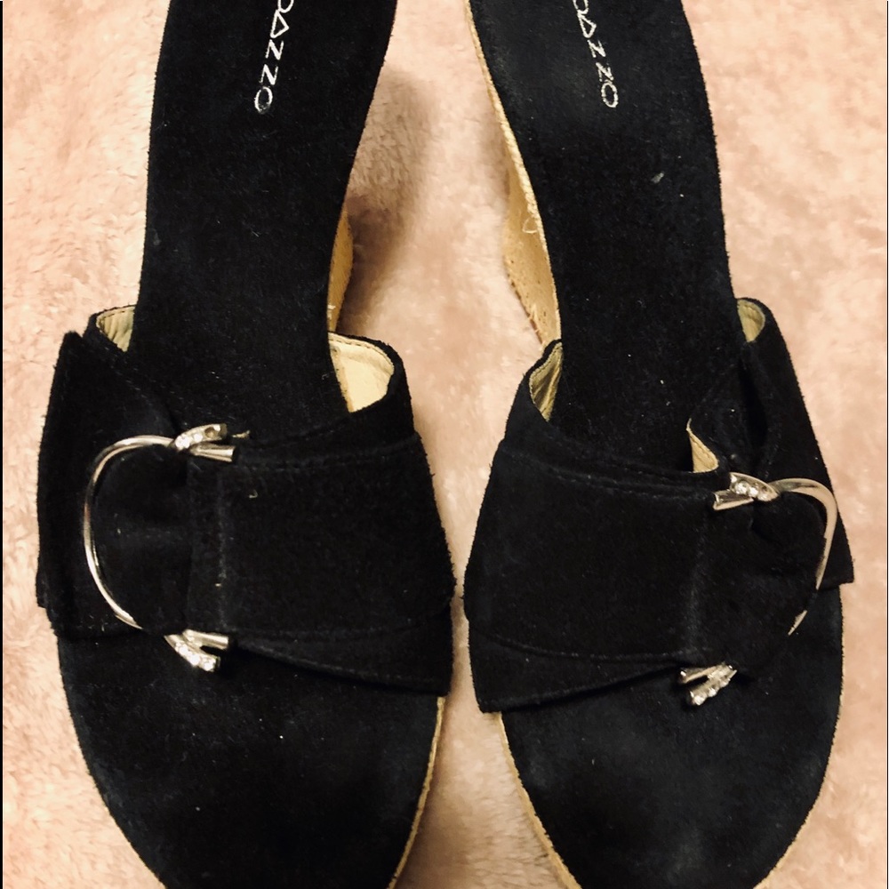Pazzo platform heels w/ diamond on strap